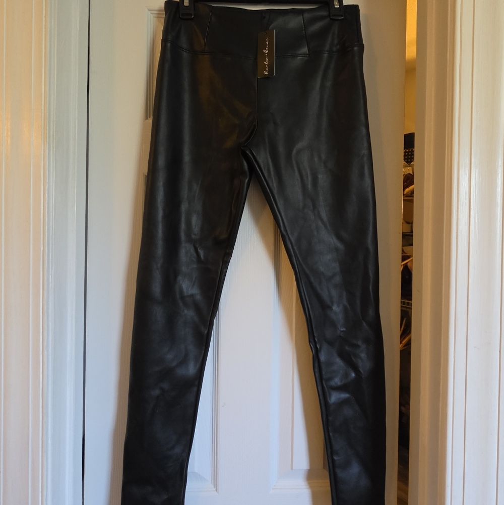 High-Rise Faux Leather Leggings - Black